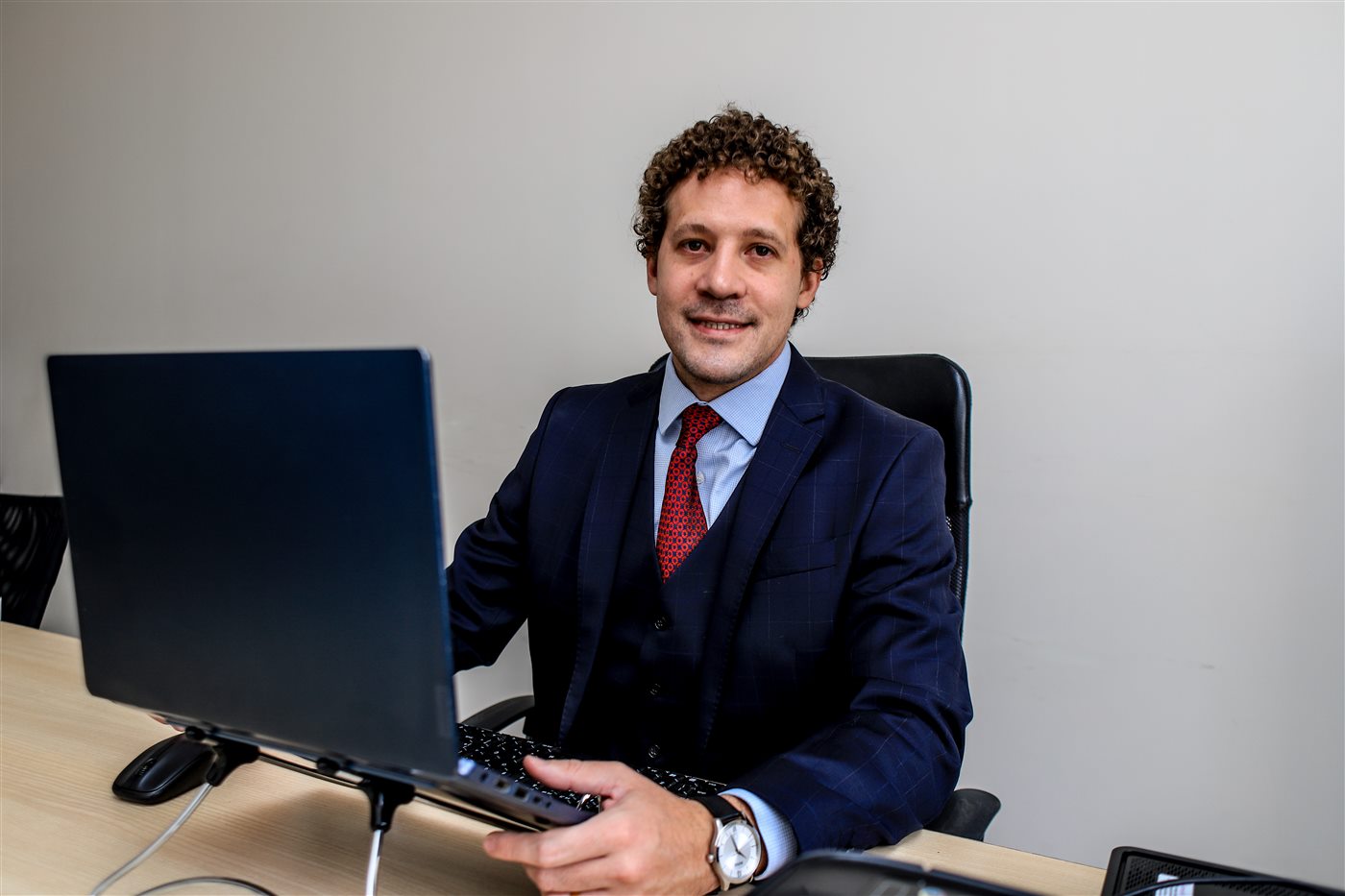Dr. Ian Ganciar Varella, advogado previdenciário